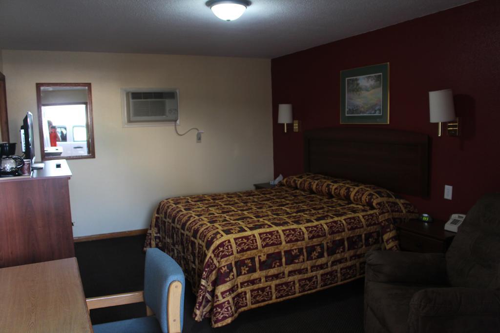 Budget Inn Oskaloosa חדר תמונה