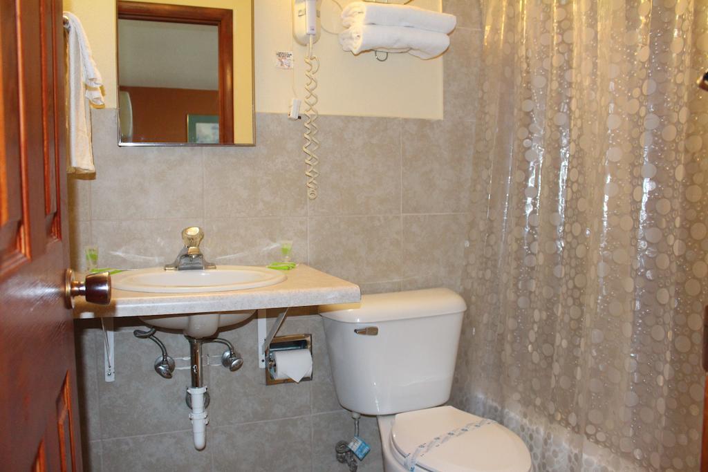 Budget Inn Oskaloosa חדר תמונה
